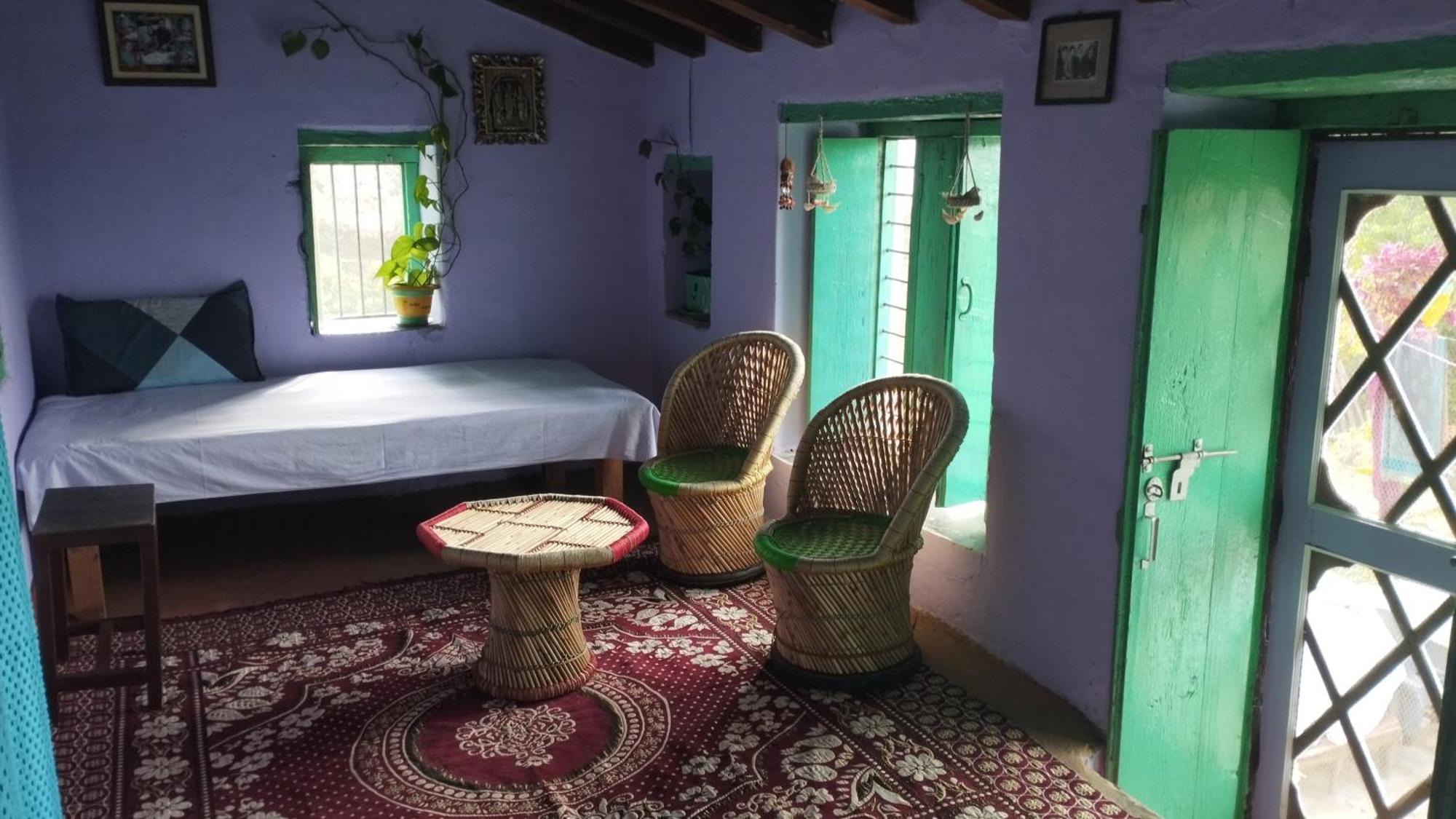 Dwarahat Village Farmstay- Babaji'S Cave الغرفة الصورة